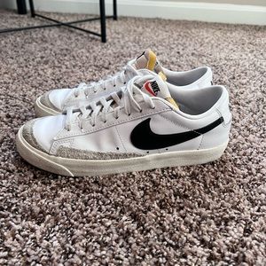 Nike Blazers. Size 7 Men’s/ 8.5 women’s
